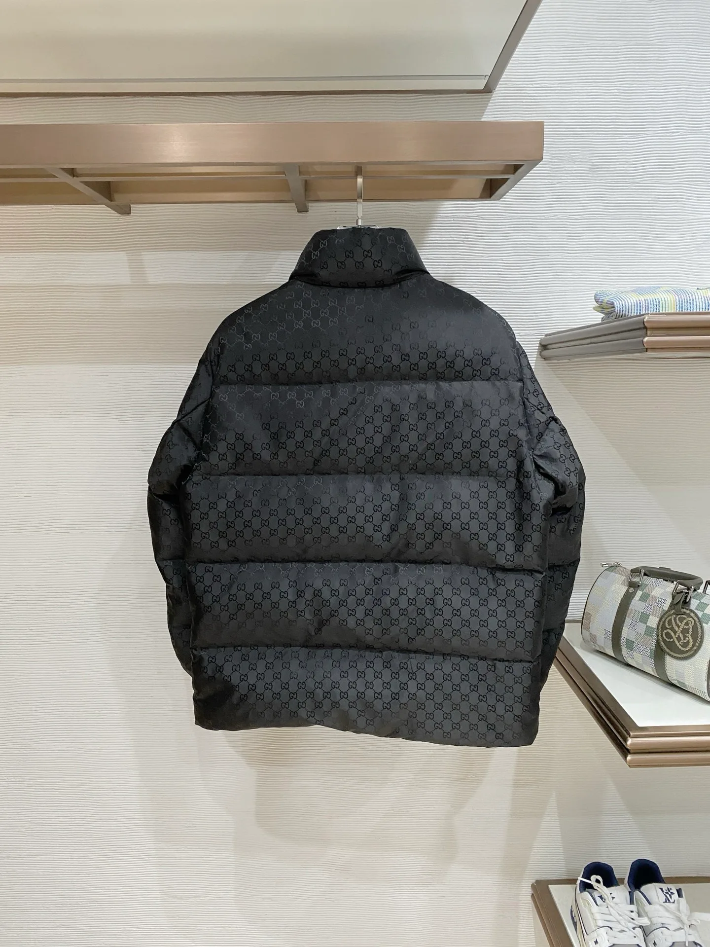 Куртки И Пуховики Мужские Gucci 1825972