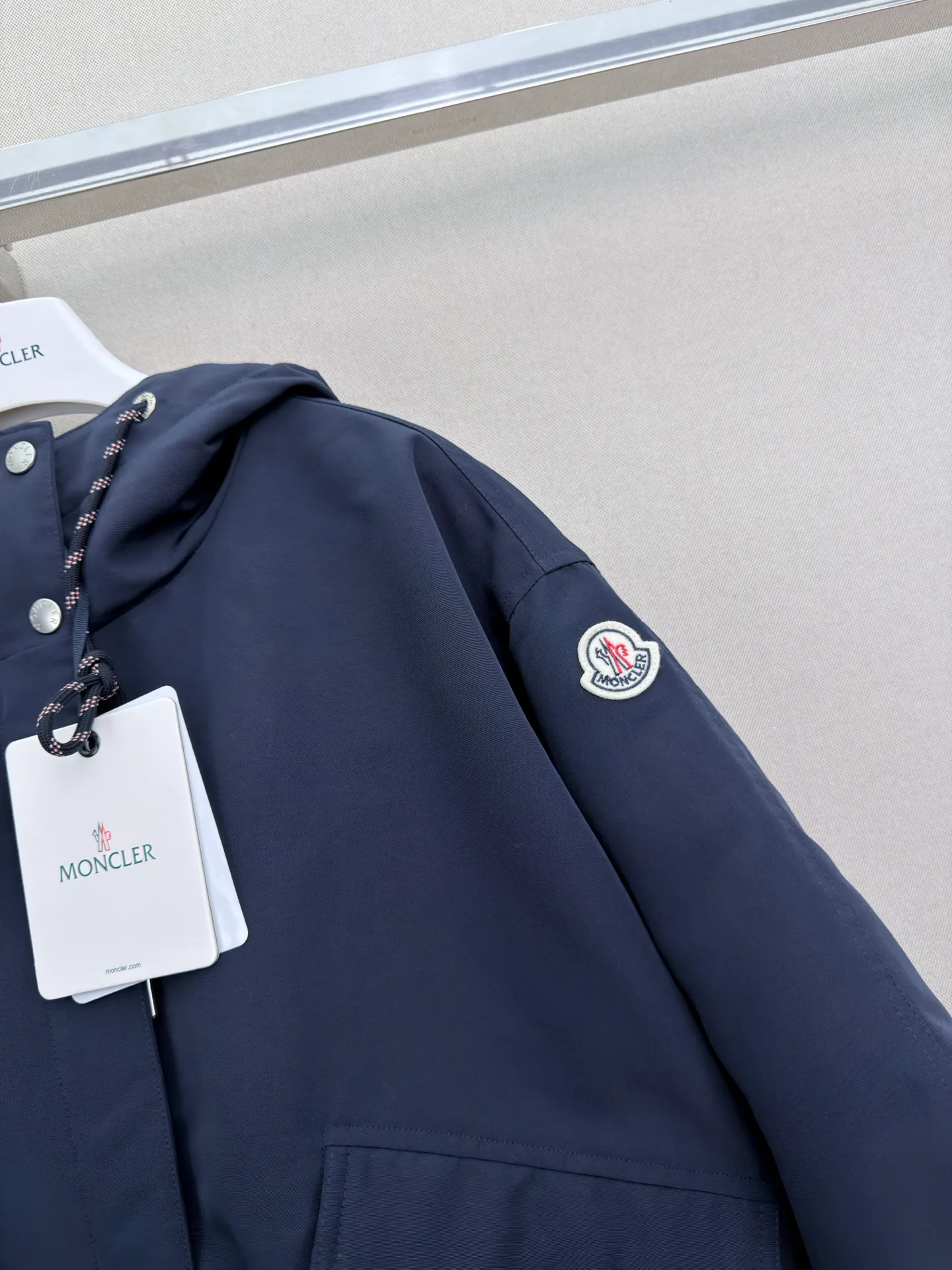 Куртки И Пуховики Женские Moncler 18402395