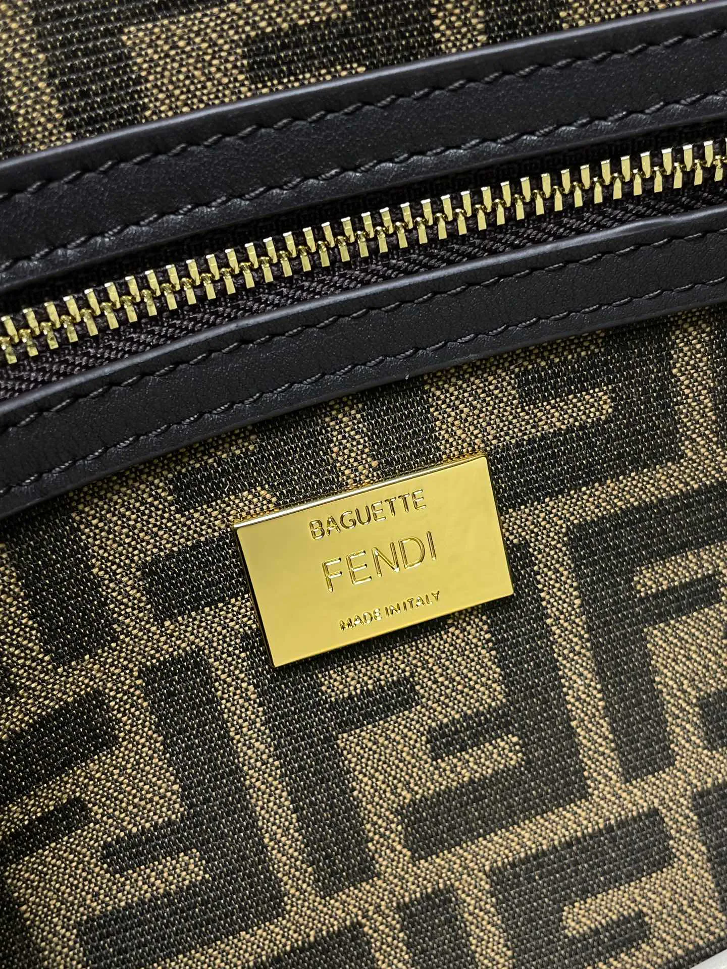 Классические Сумки Женские Fendi 13546249