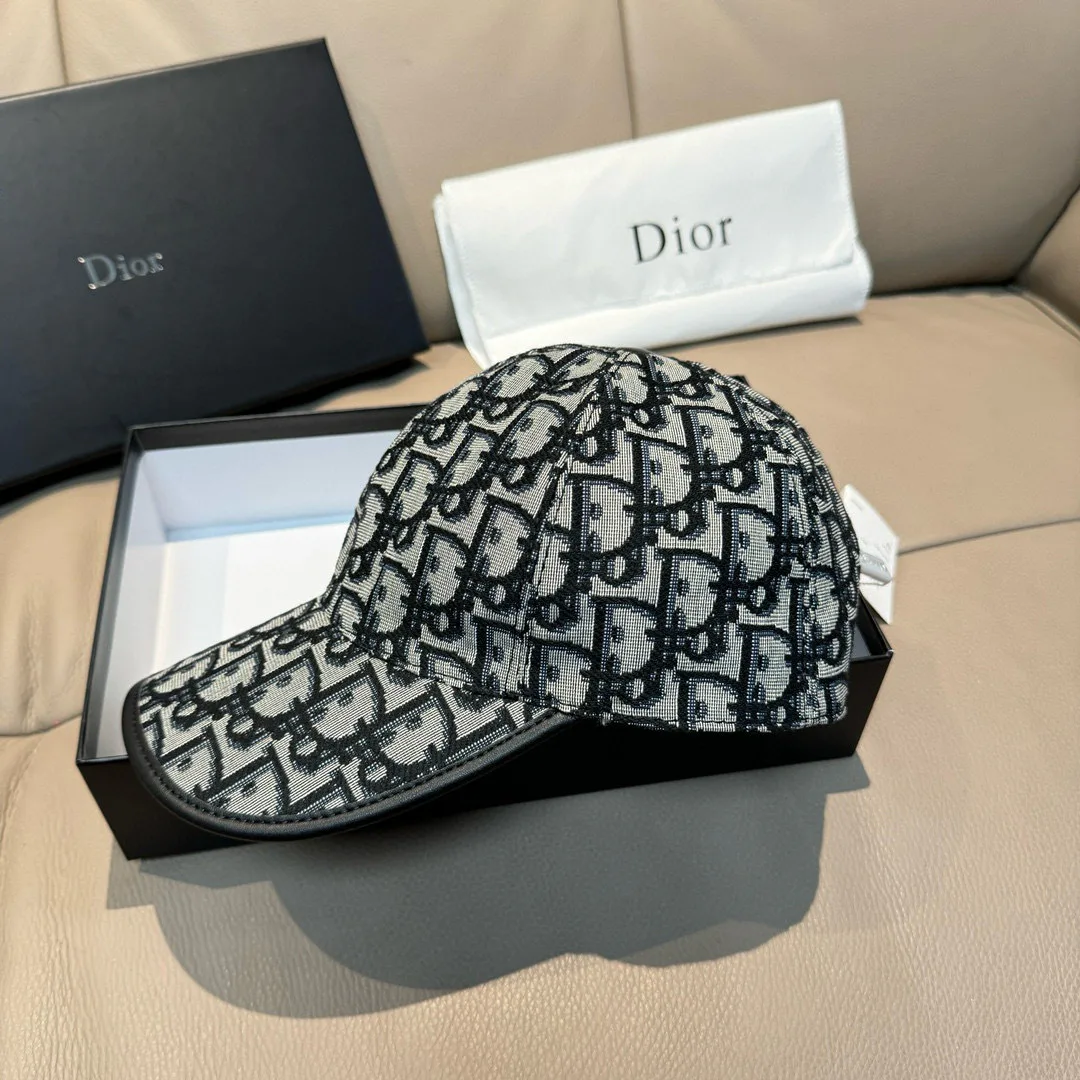 Головные Уборы Christian Dior 17604802