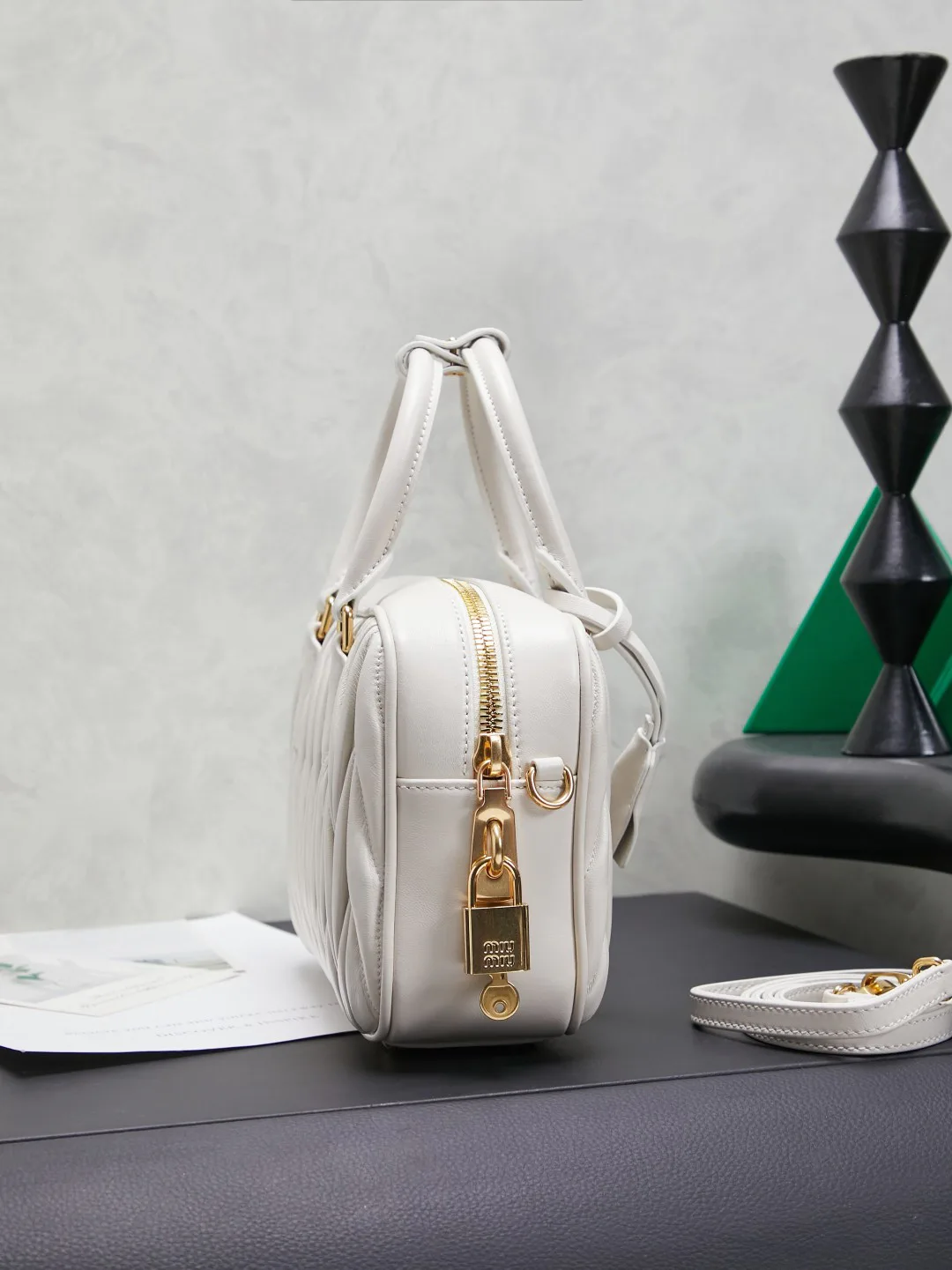 Классические Сумки Женские Miu Miu 11402764