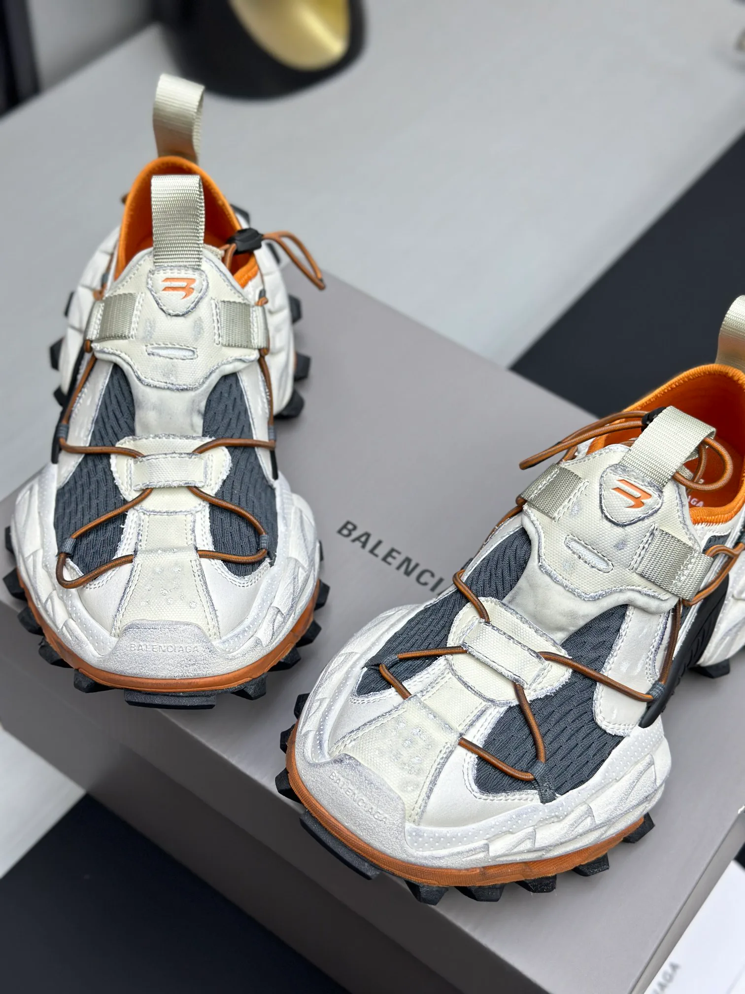 Кроссовки Женские Balenciaga 7875