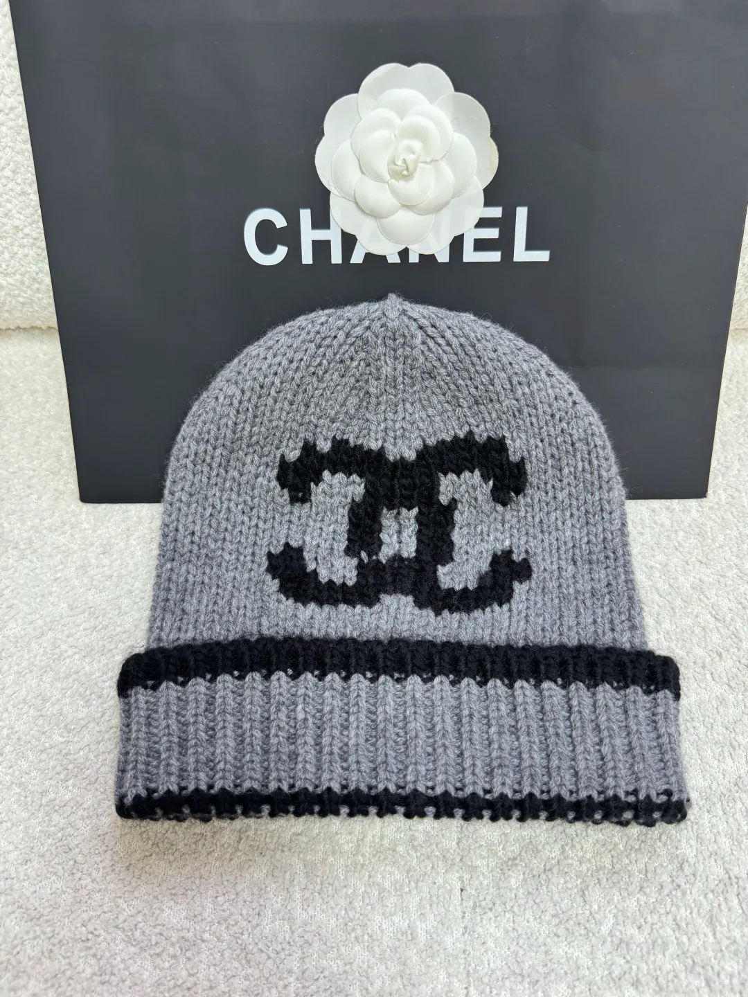 Головные Уборы Chanel 17733596