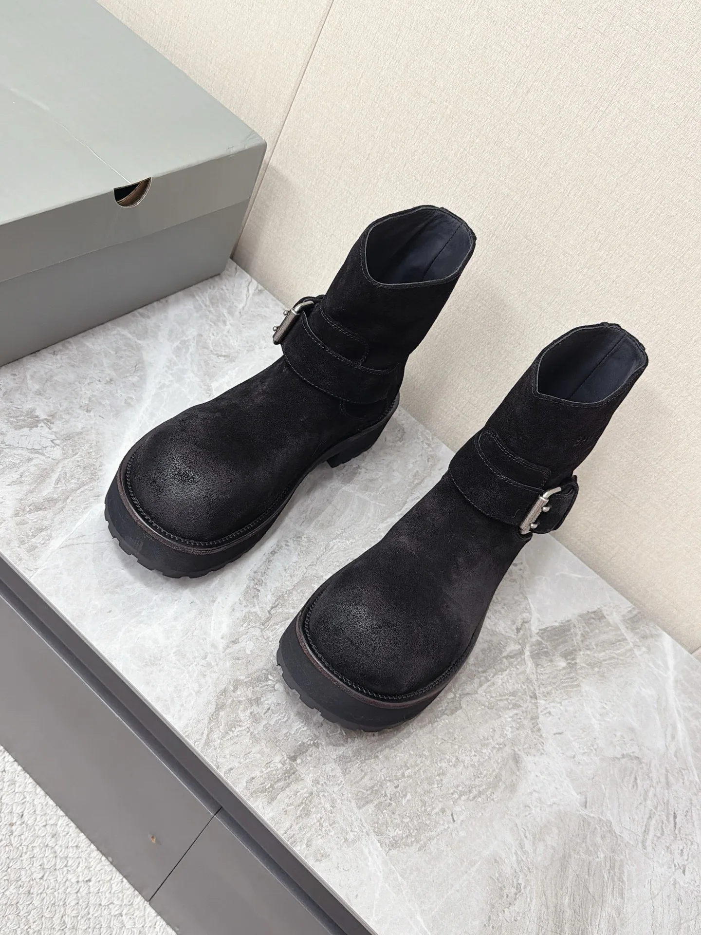 Ботинки Женские Balenciaga 18011902