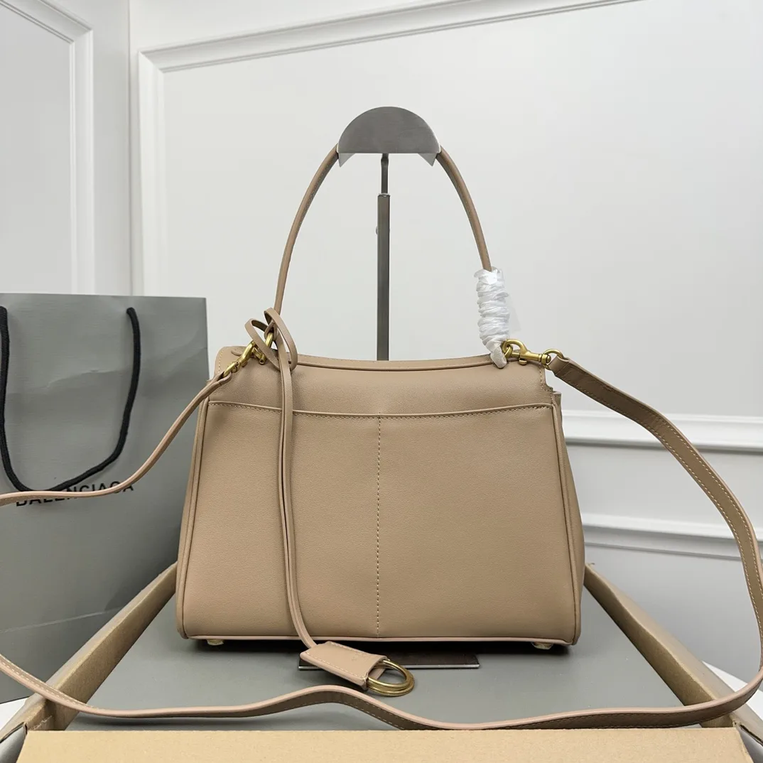 Классические Сумки Женские Balenciaga 11872233