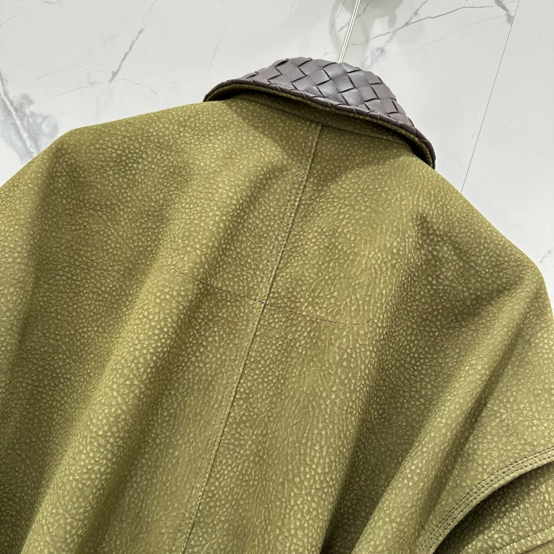 Кожаные Куртки И Дублёнки Женские Bottega Veneta 1632281