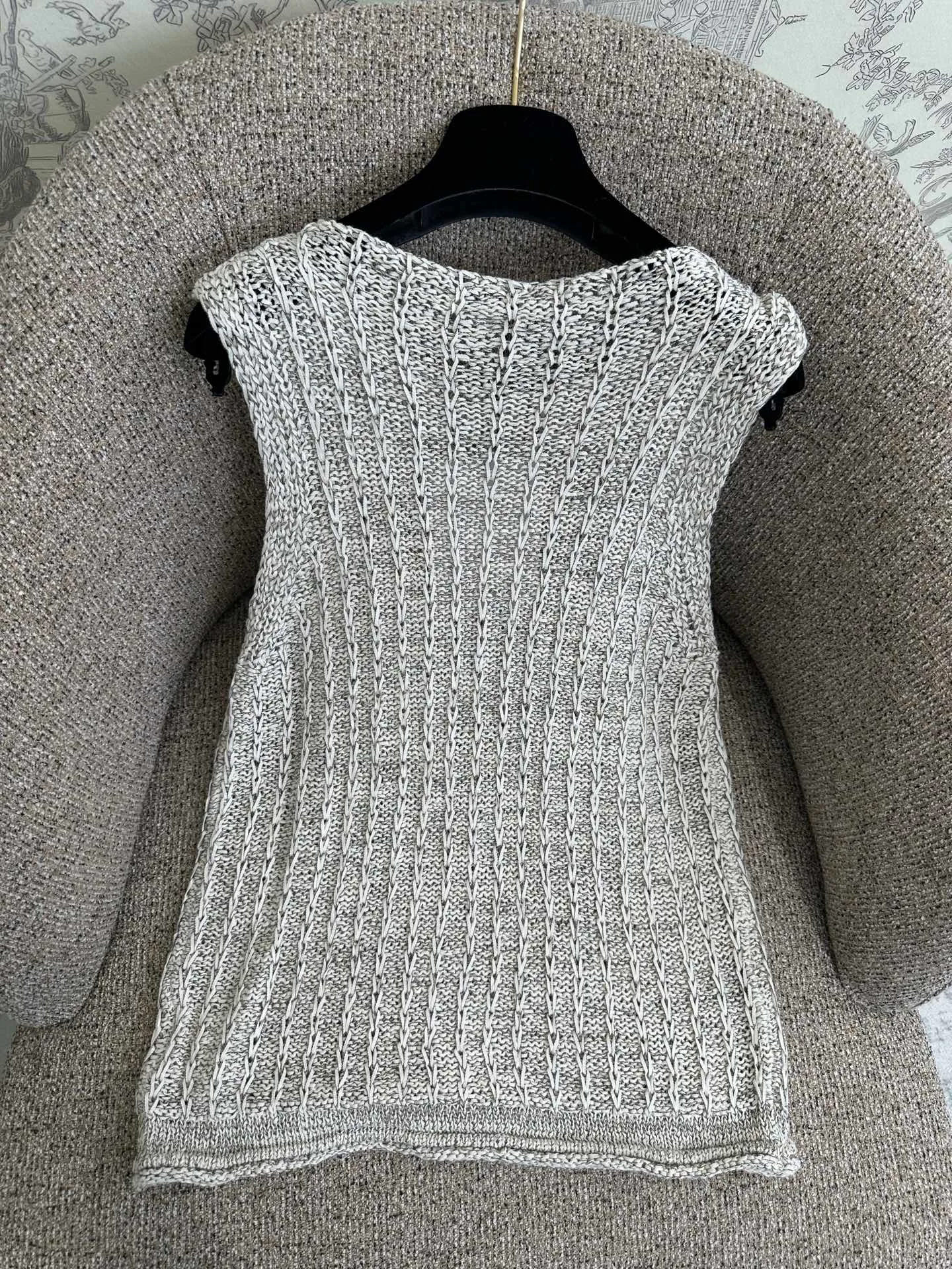 Жилеты Женские Chanel 12833660