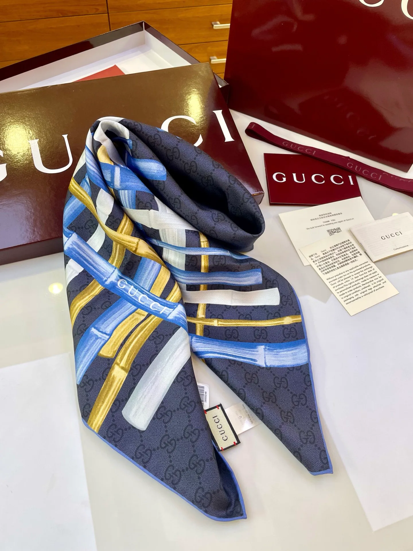 Платки Gucci 10477354