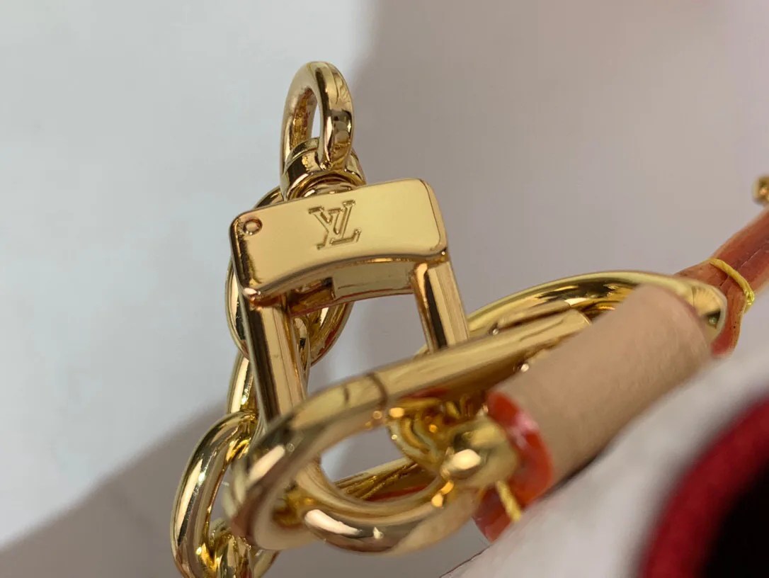 Сумки На Ремне Женские Louis Vuitton 84067