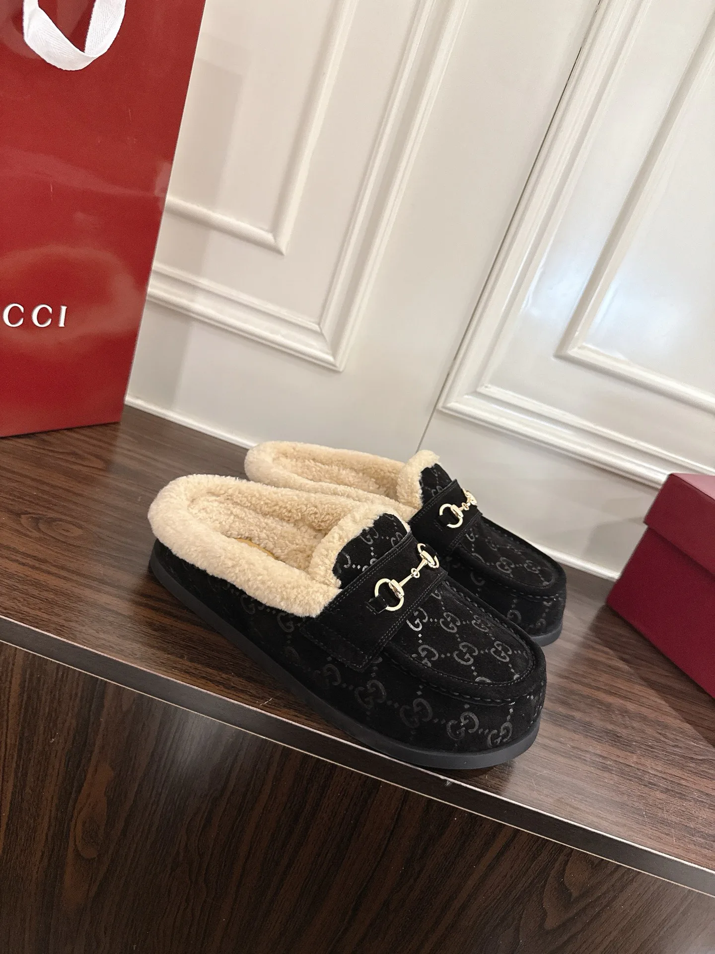 Мюли И Сабо Женские Gucci 880755