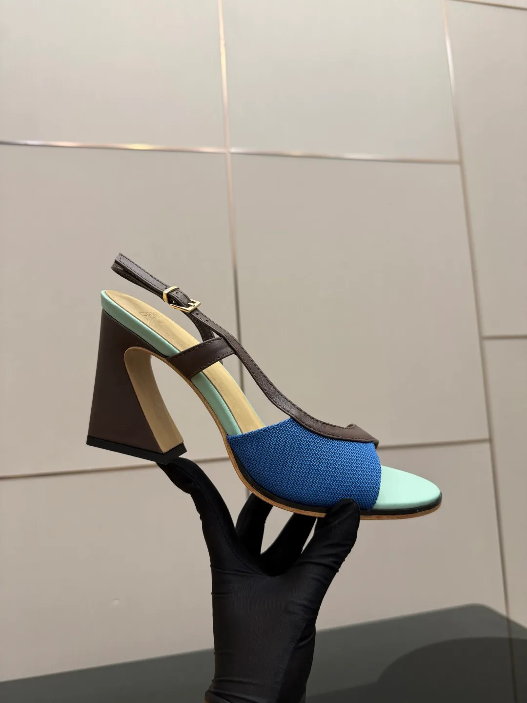 Туфли Женские Fendi 11755384