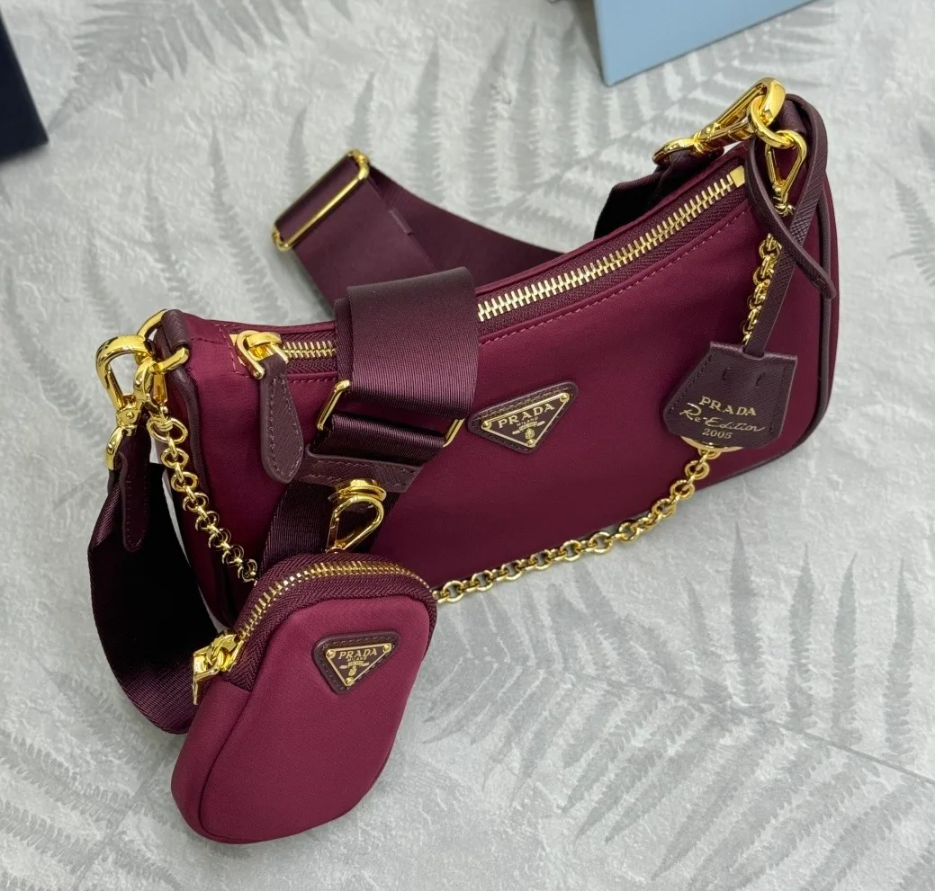 Сумки На Ремне Женские Prada 11627366