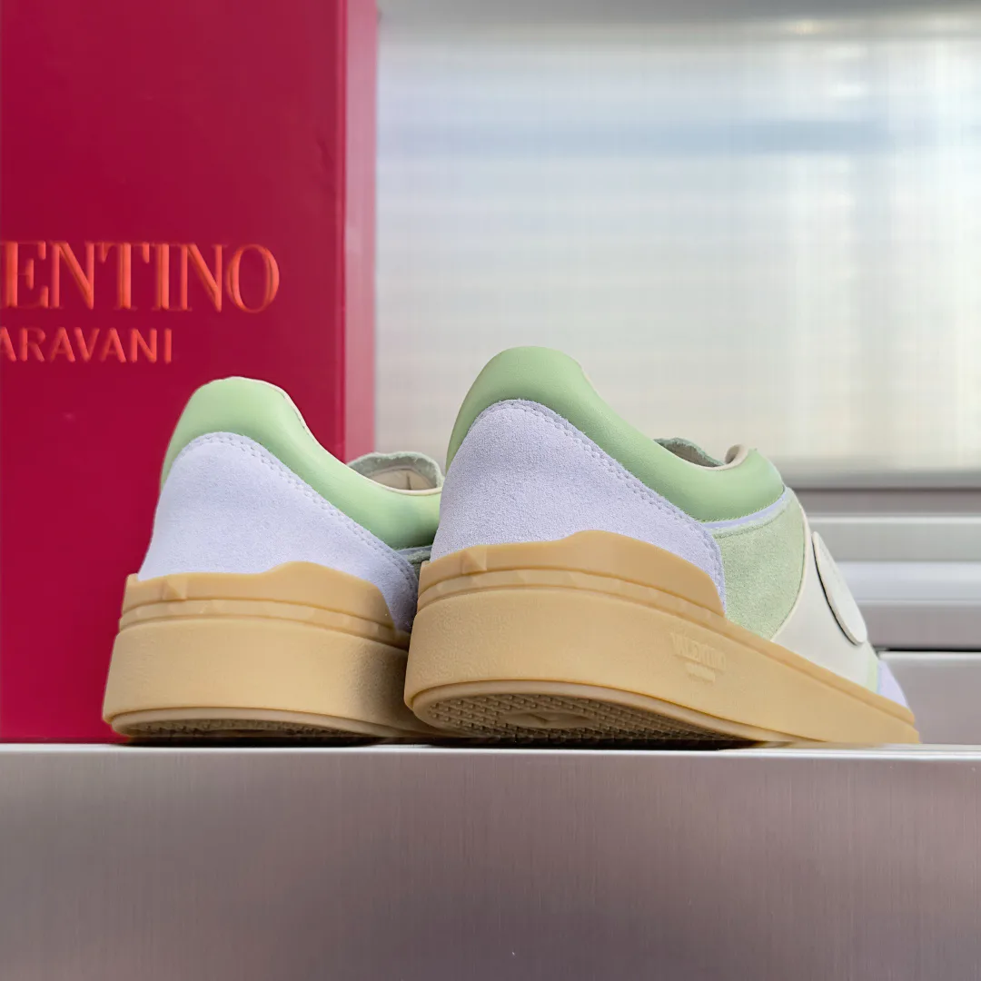 Кроссовки Женские Valentino 19175902