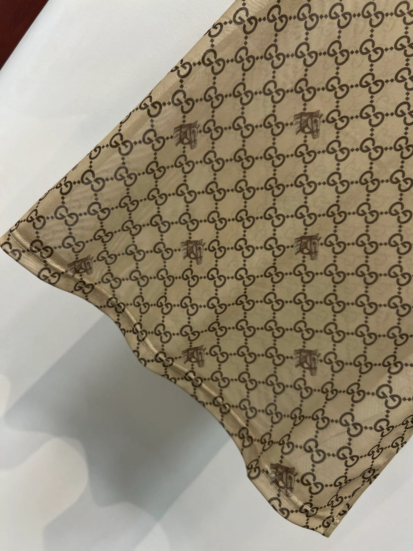 Футболки Женские Gucci 13549510