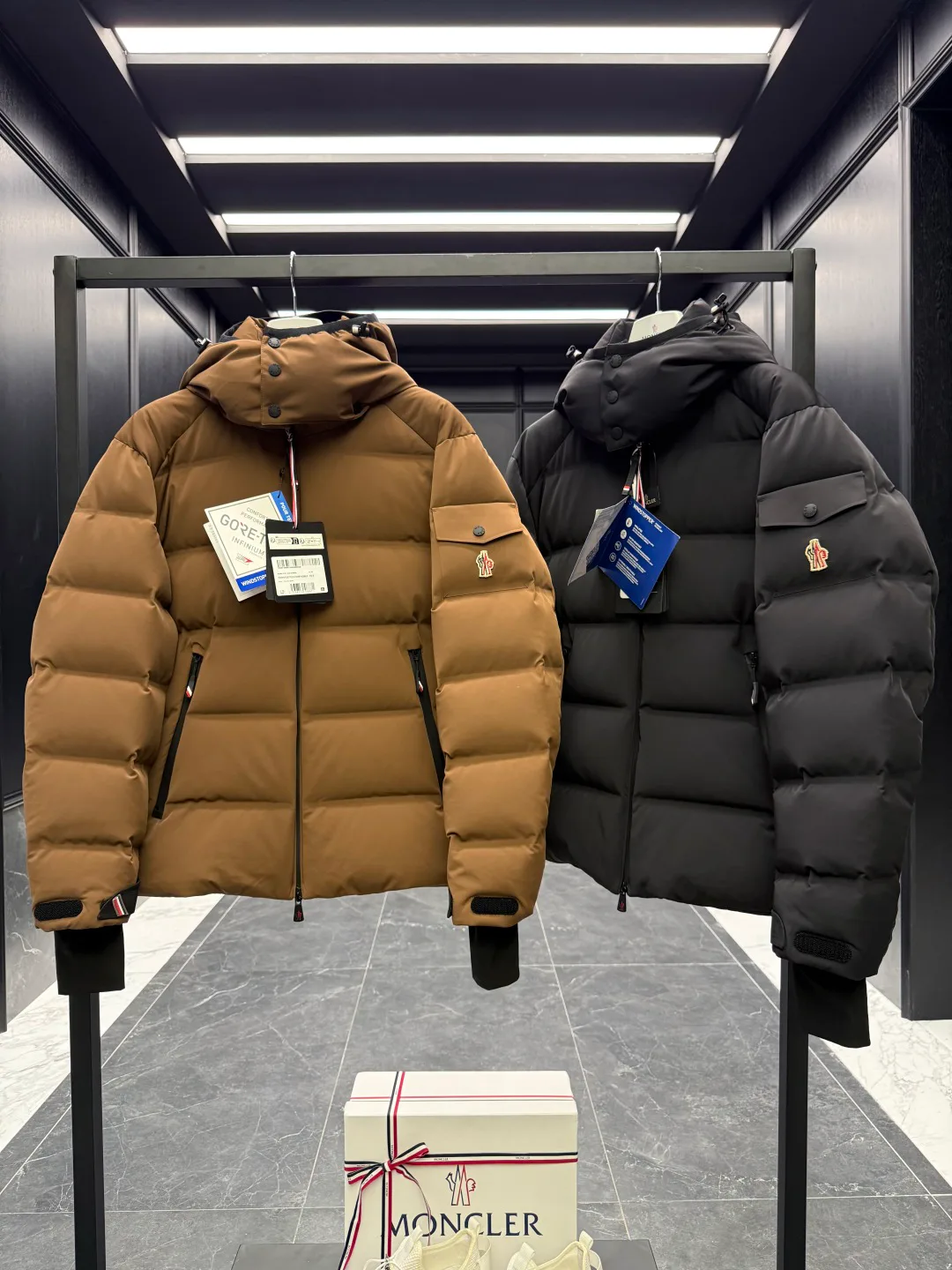 Куртки И Пуховики Мужские Moncler 171436