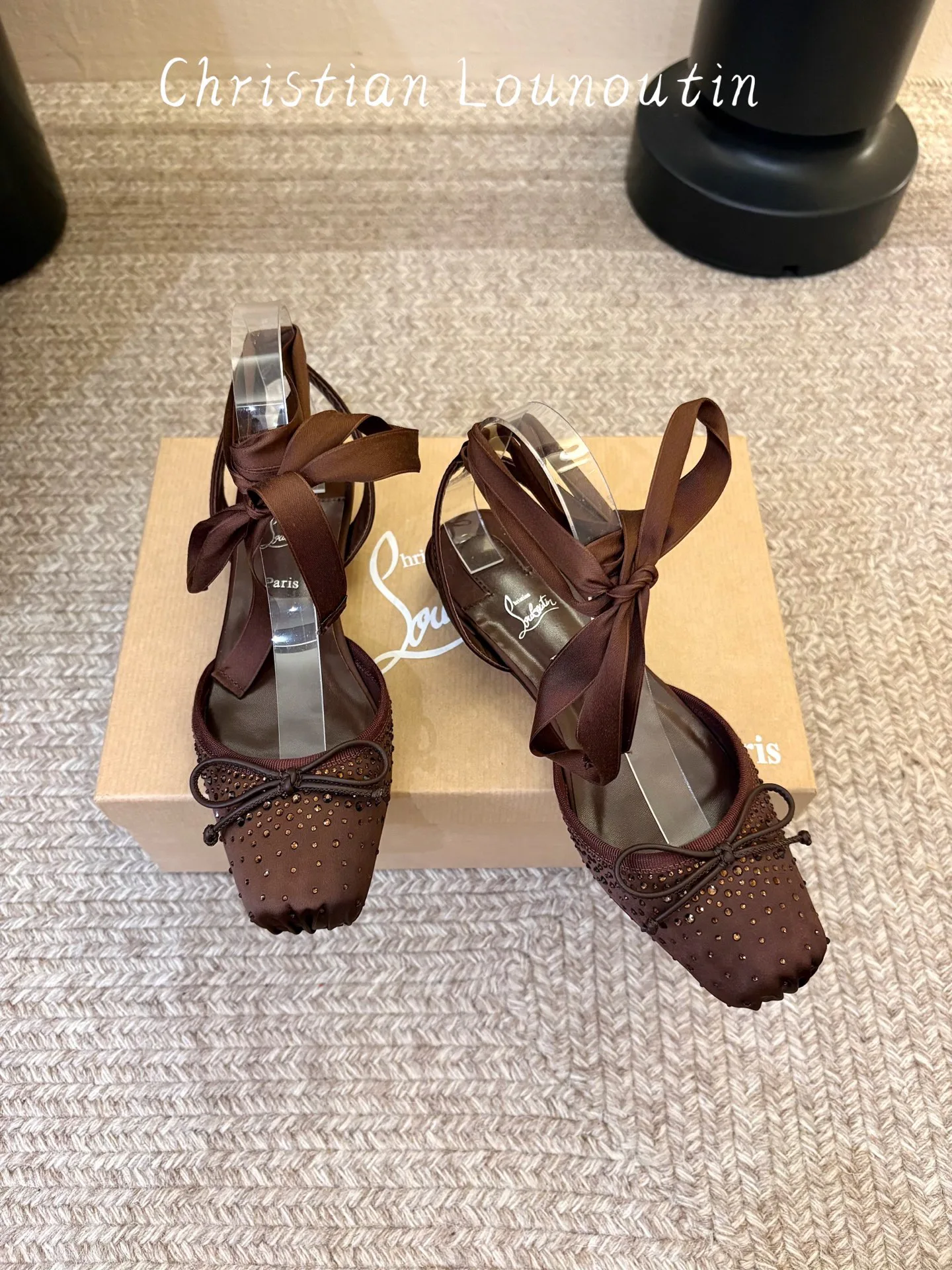 Туфли Женские Christian Louboutin 17467364