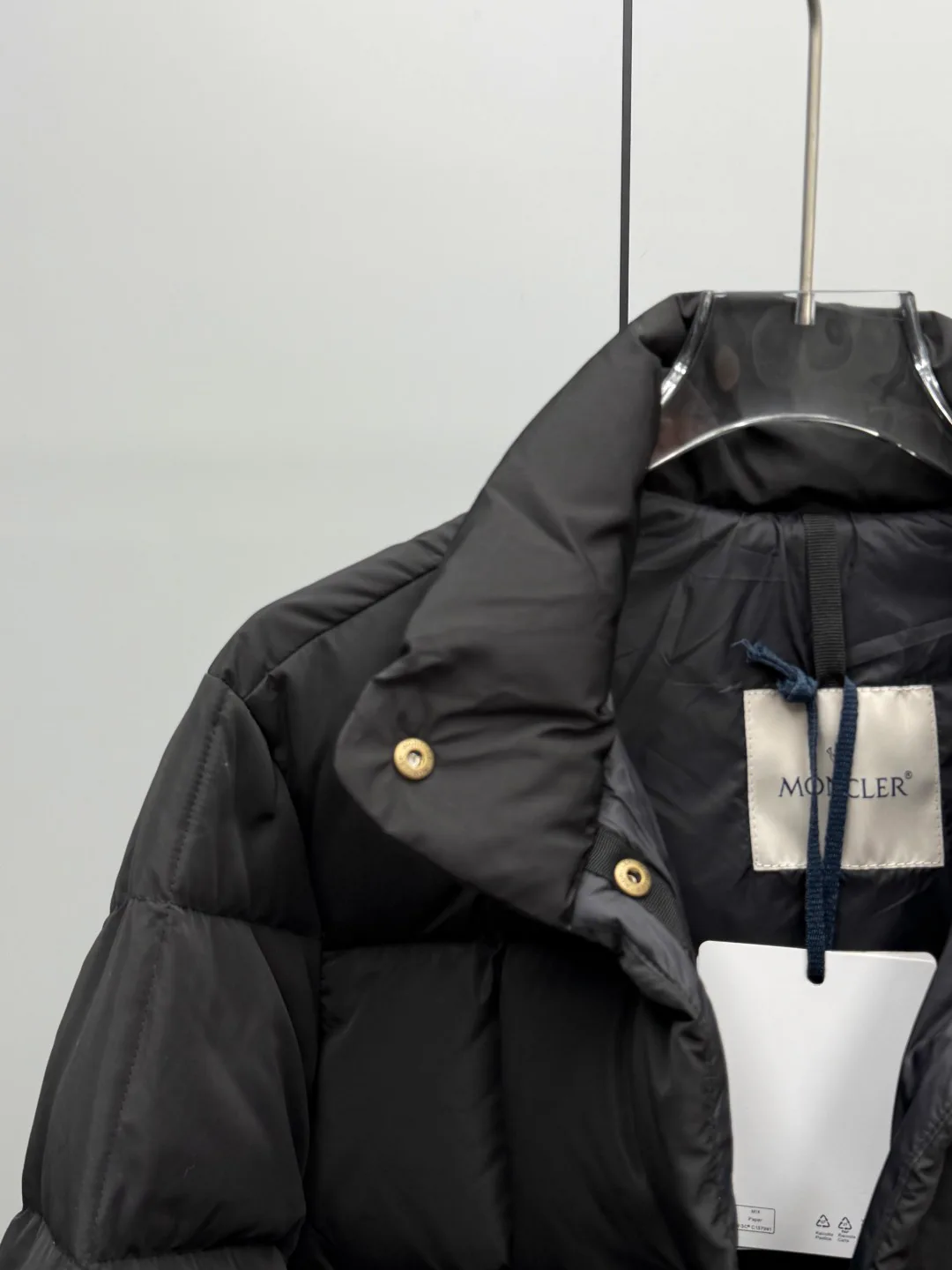 Куртки И Пуховики Женские Moncler 18016653