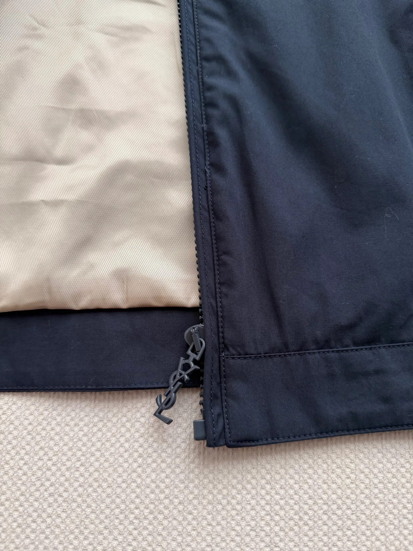 Куртки И Пуховики Женские Saint Laurent 18601948