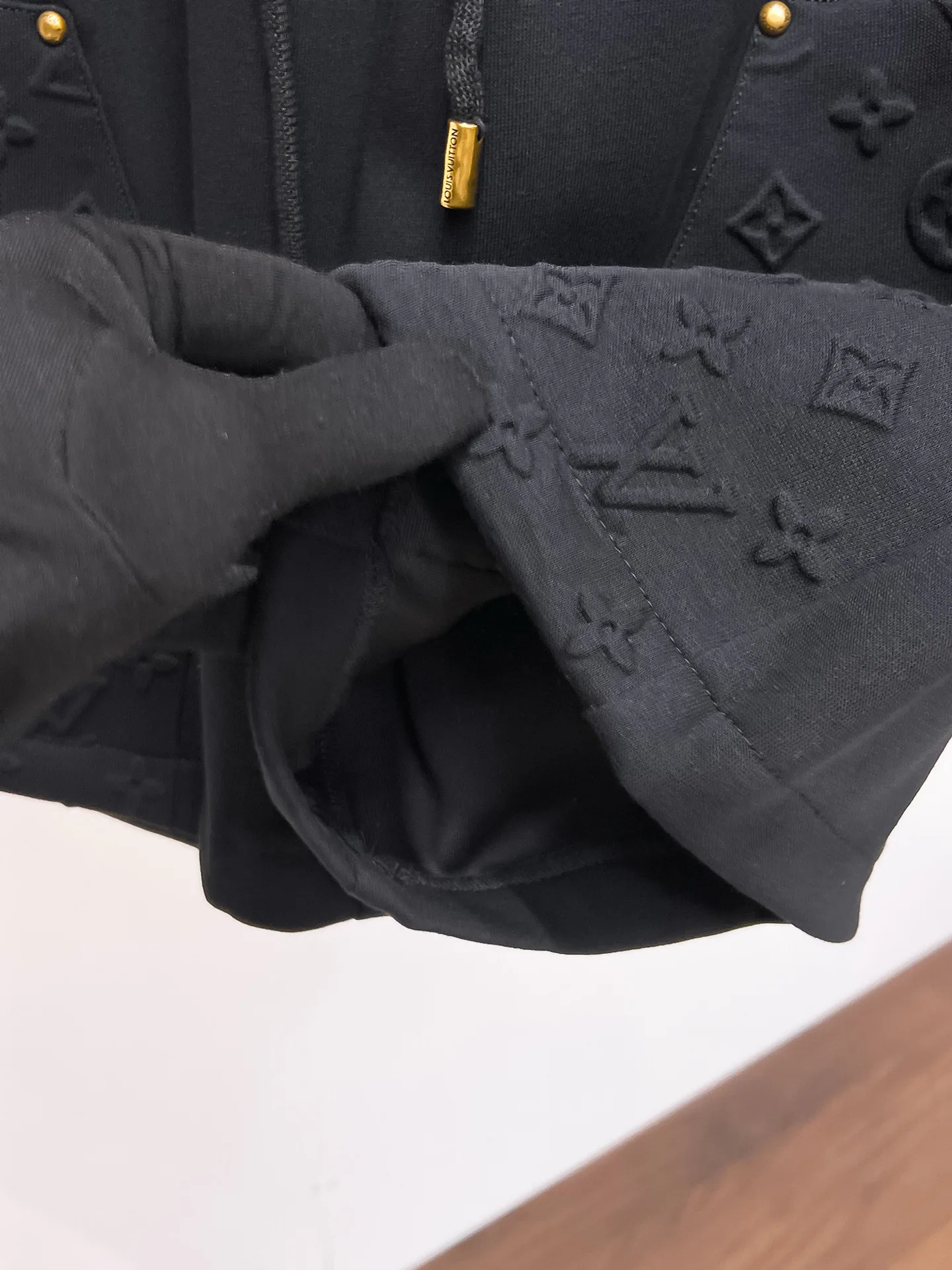 Шорты Мужские Louis Vuitton 13417575