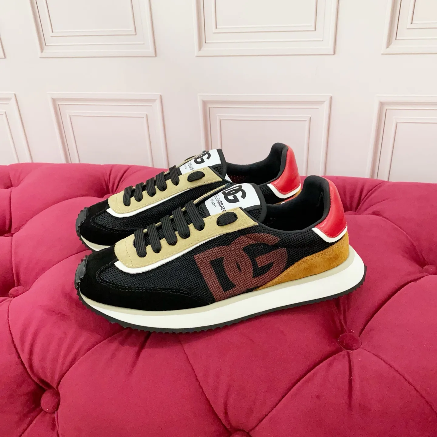 Кроссовки Женские Dolce & Gabbana 68018