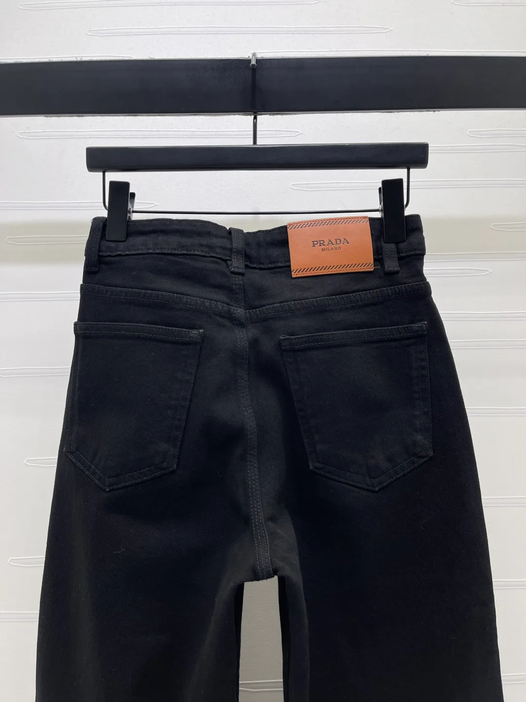 Джинсы Женские Prada 12961849