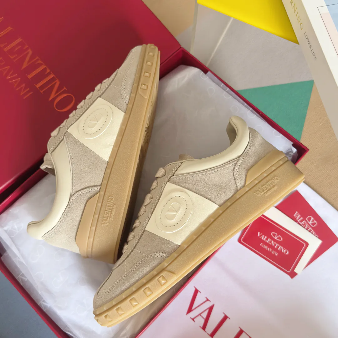 Кроссовки Женские Valentino 34610