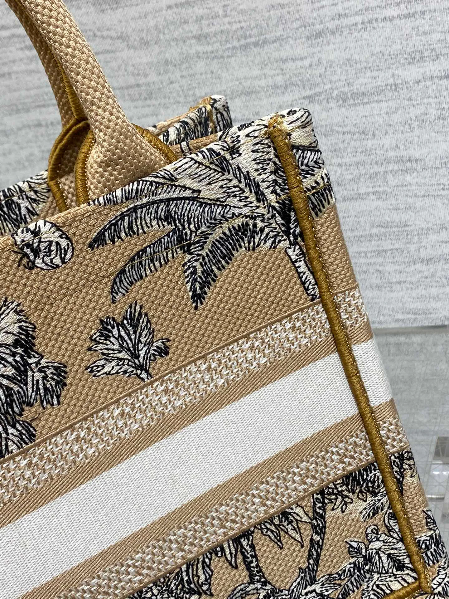 Классические Сумки Женские Christian Dior 82447