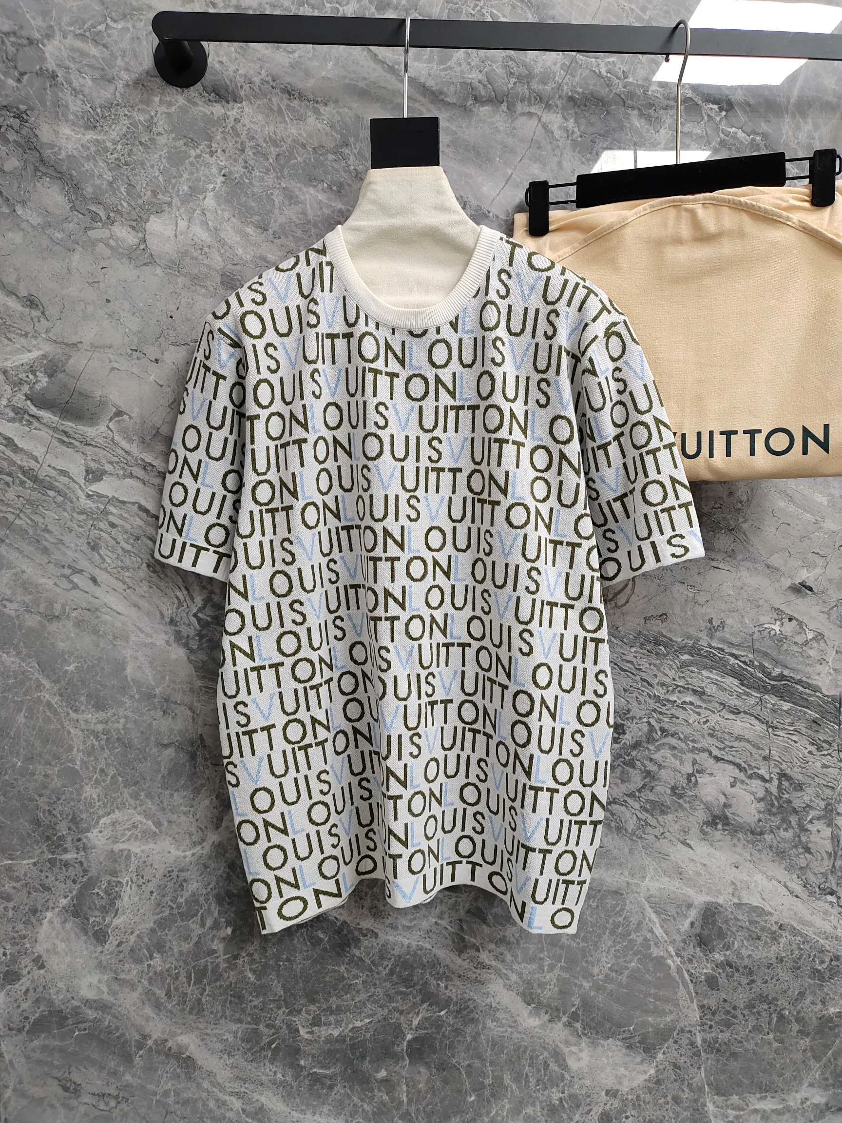 Футболки Женские Louis Vuitton 790908