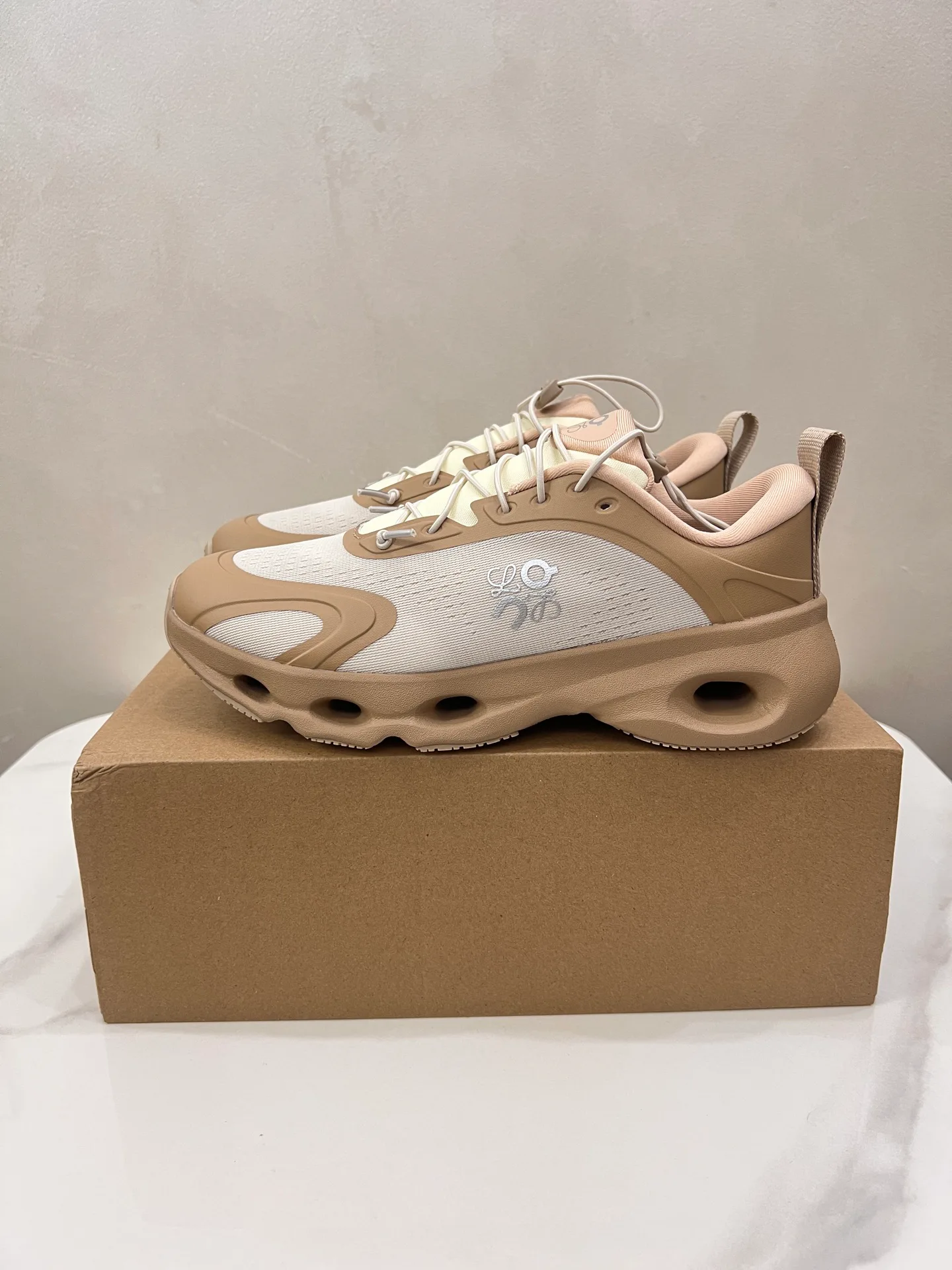 Кроссовки Женские Loewe 5344168