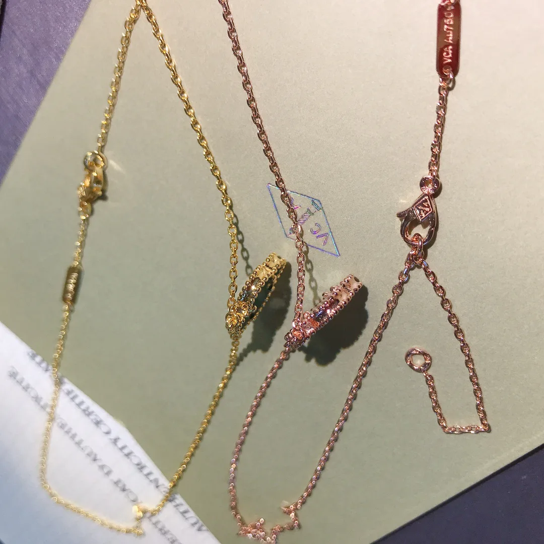 Бижутерия Van Cleef & Arpels 71216