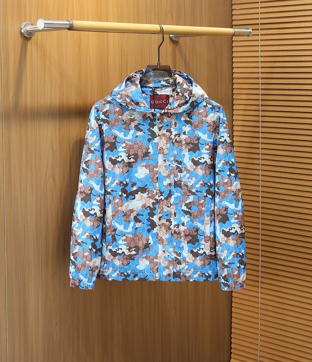 Куртки И Пуховики Мужские Gucci 9949774