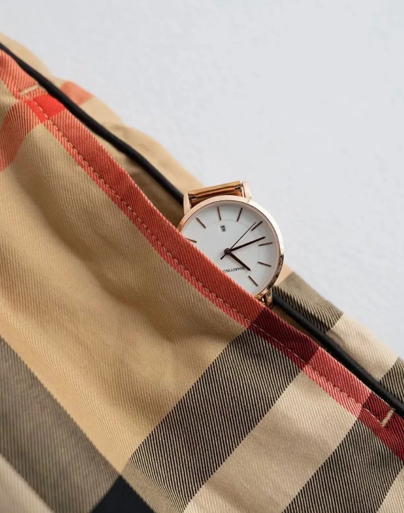 Брюки Женские Burberry 11358102