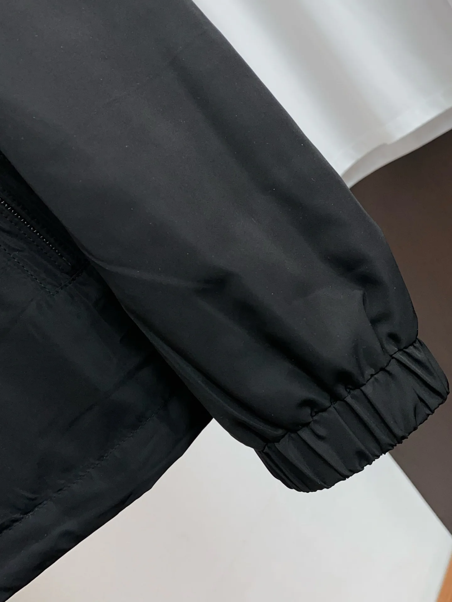 Куртки И Пуховики Мужские Moncler 11523278
