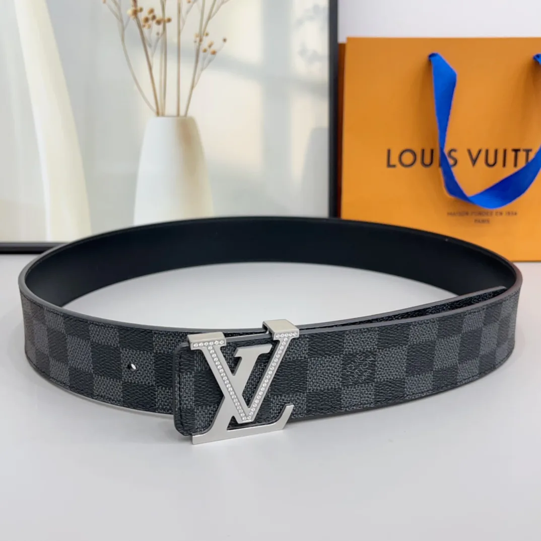 Ремни Louis Vuitton 11428190