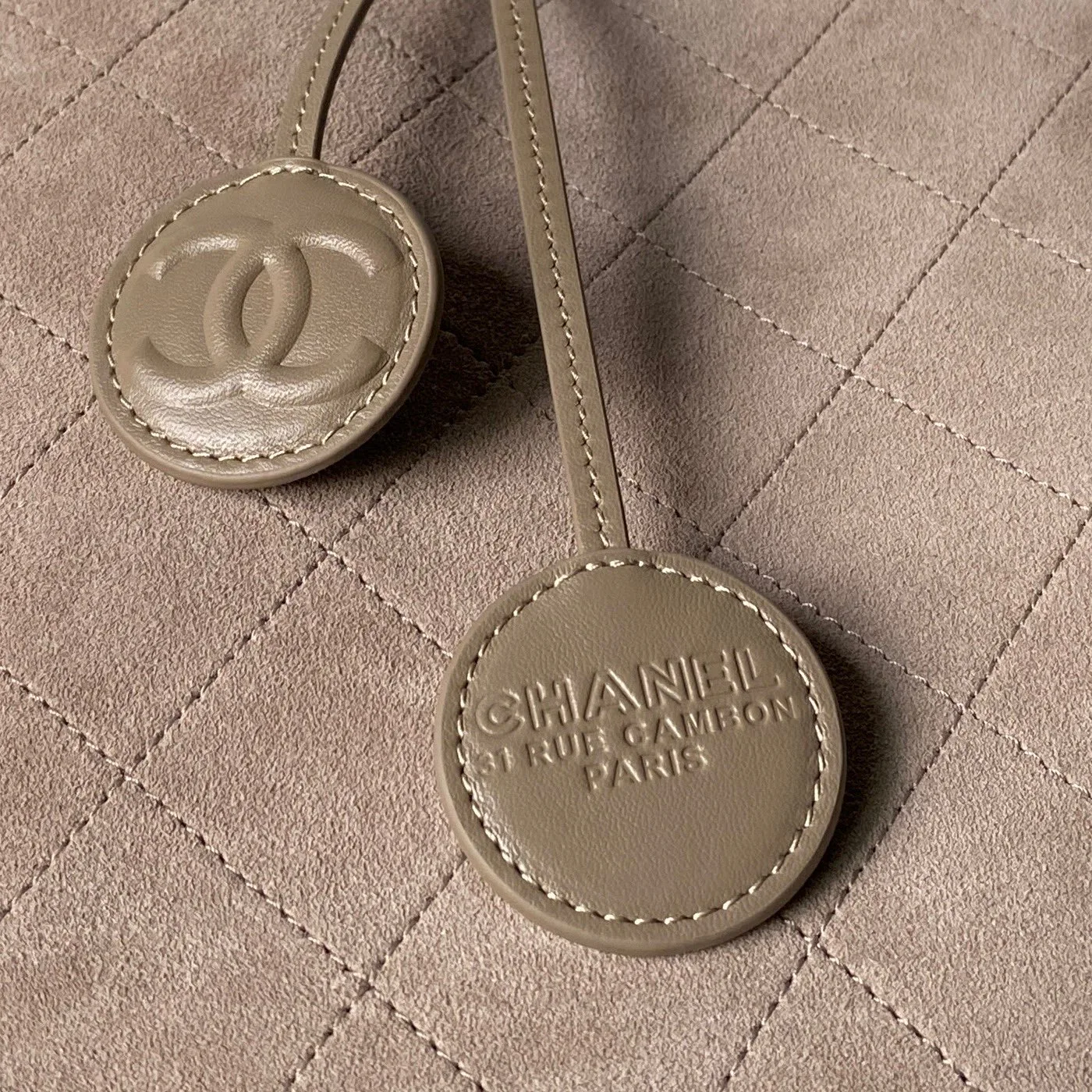 Классические Сумки Женские Chanel 16990482