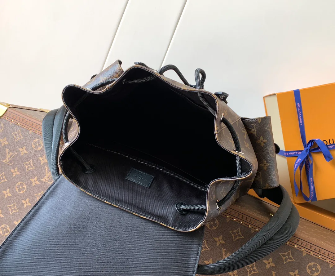 Рюкзаки Женские Louis Vuitton 1882160