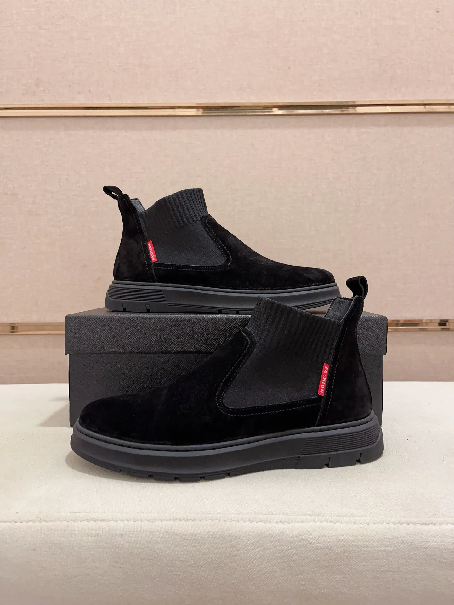 Кроссовки Мужские Prada 10273021