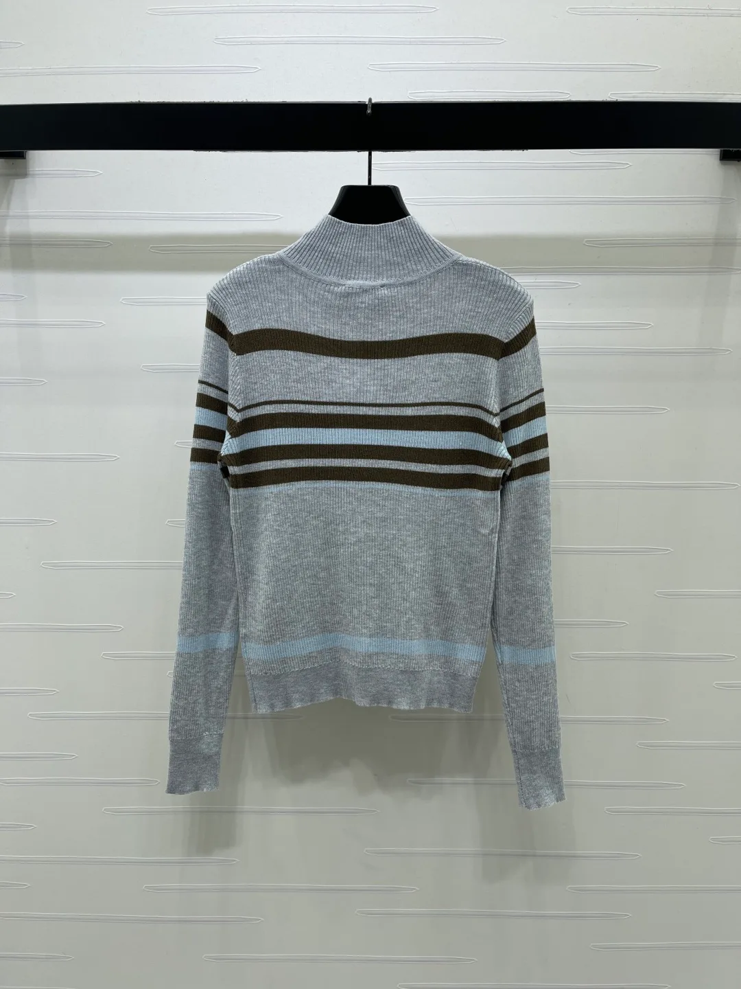 Джемперы И Свитеры Женские Chanel 18038989