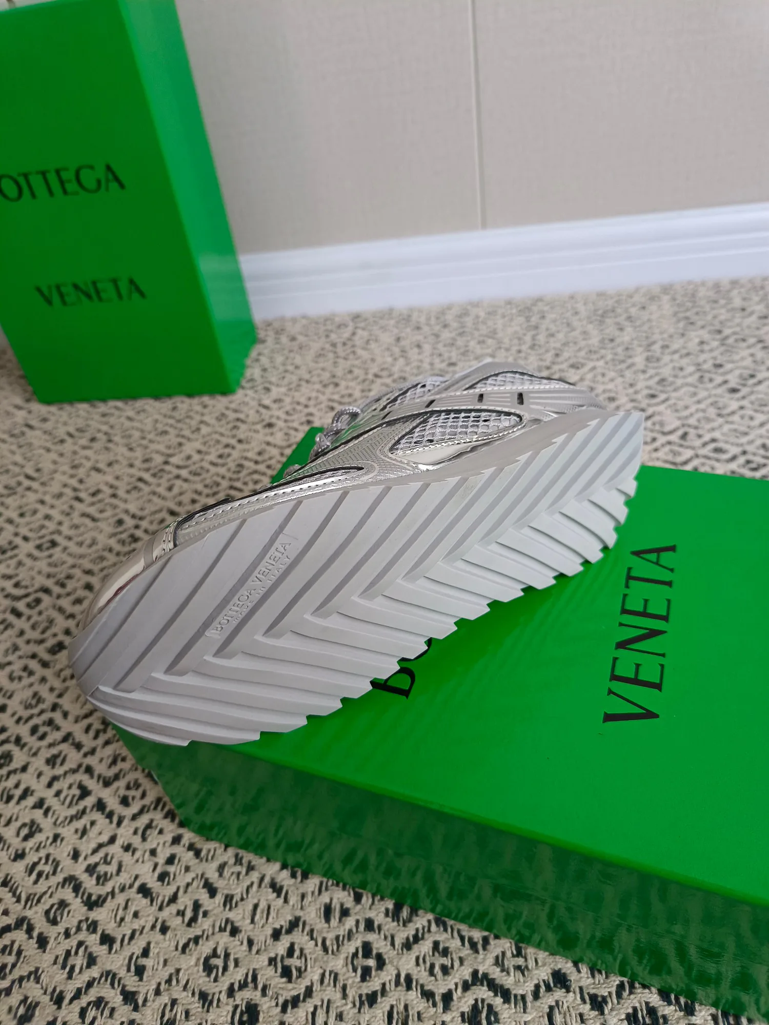 Кроссовки Женские Bottega Veneta 18273976
