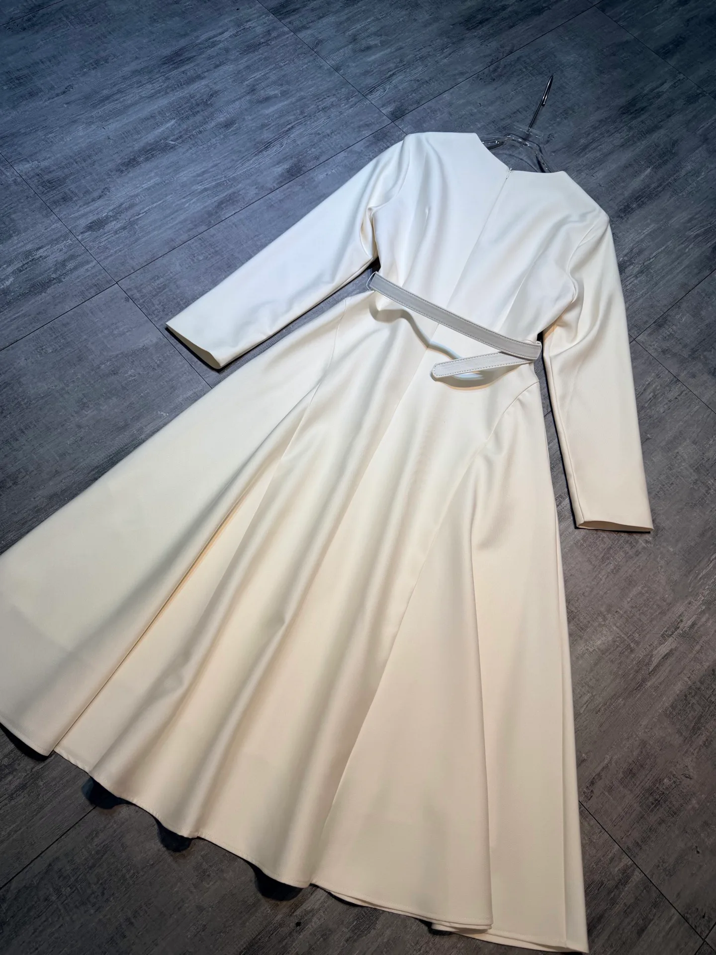 Платья Женские Valentino 18832970