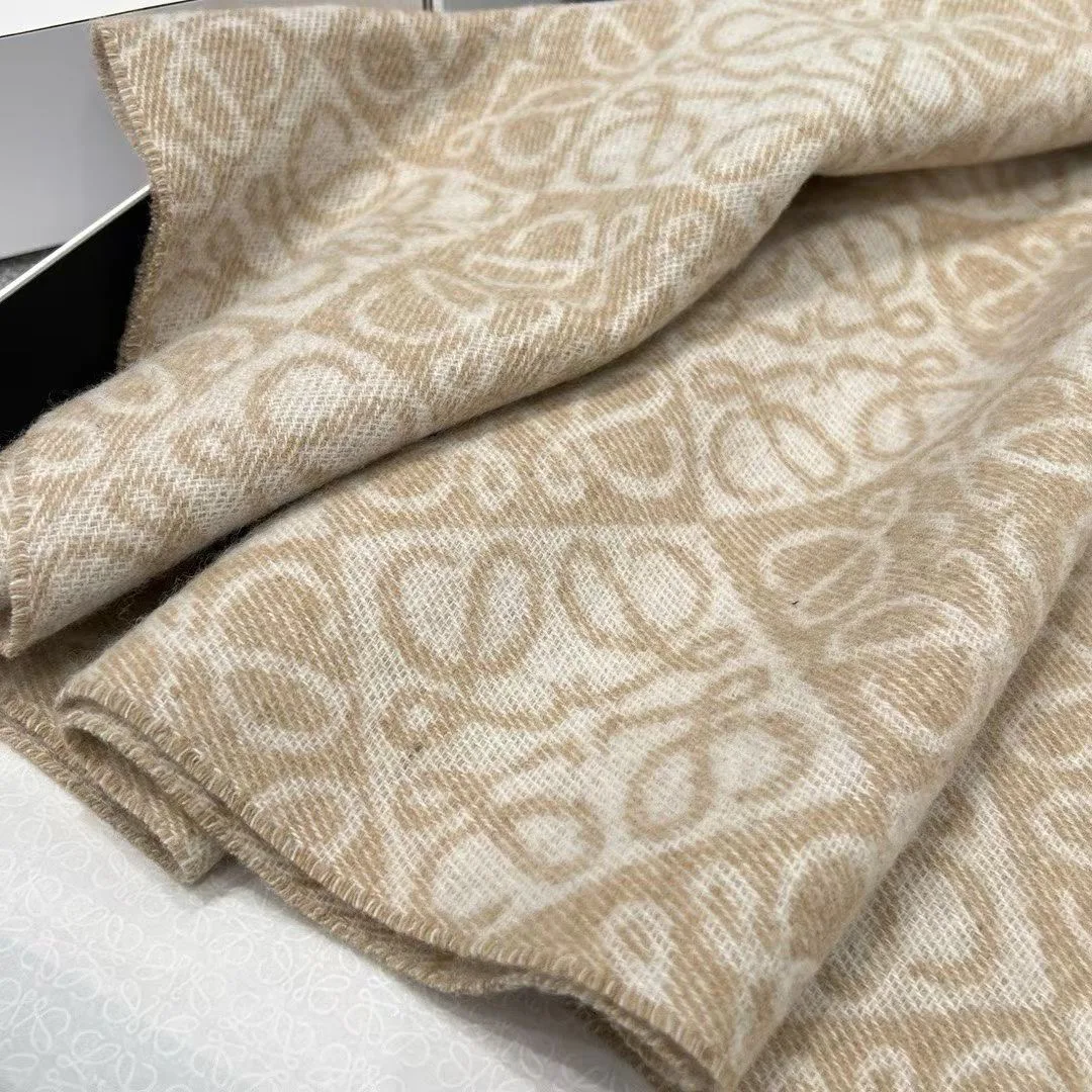 Шарфы Loewe 1248236