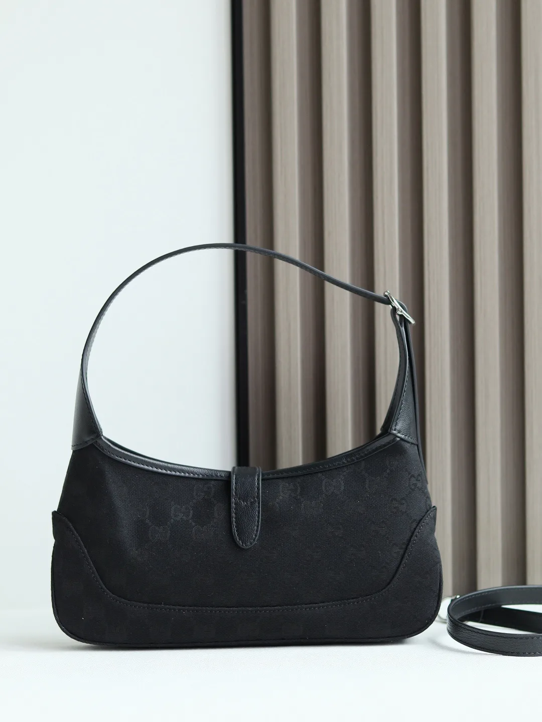 Классические Сумки Женские Gucci 11649339