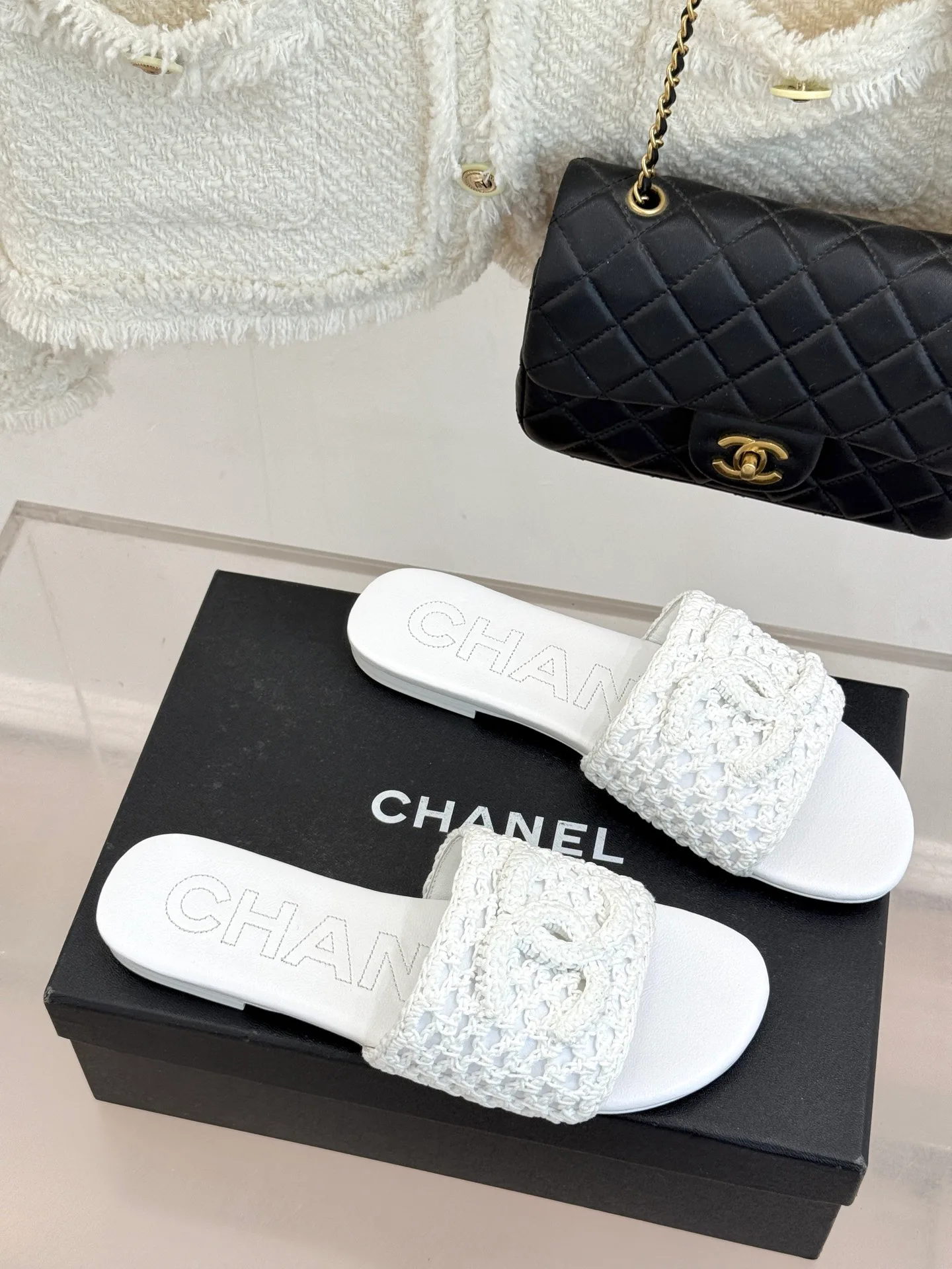 Шлепанцы Женские Chanel 11485813