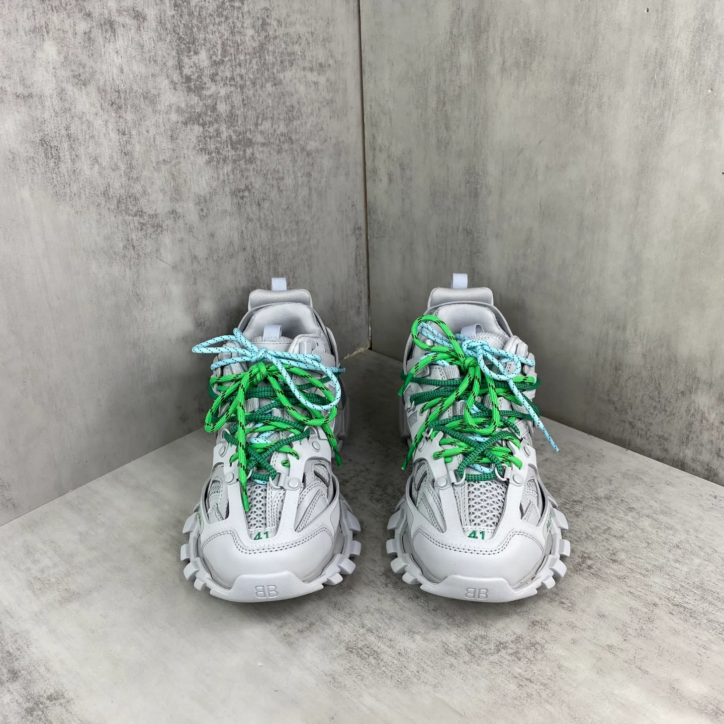Кроссовки Женские Balenciaga 11705510