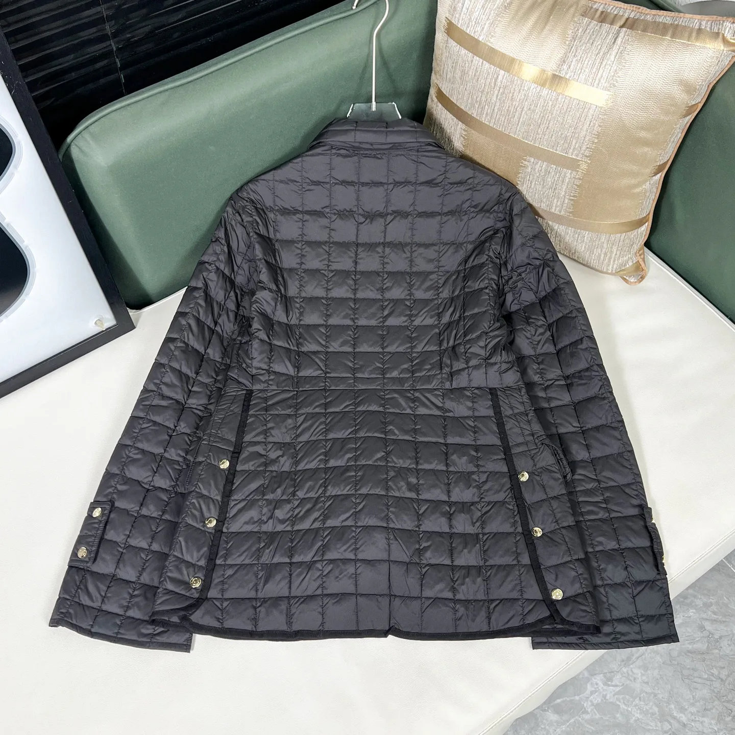 Куртки И Пуховики Женские Moncler 19116417