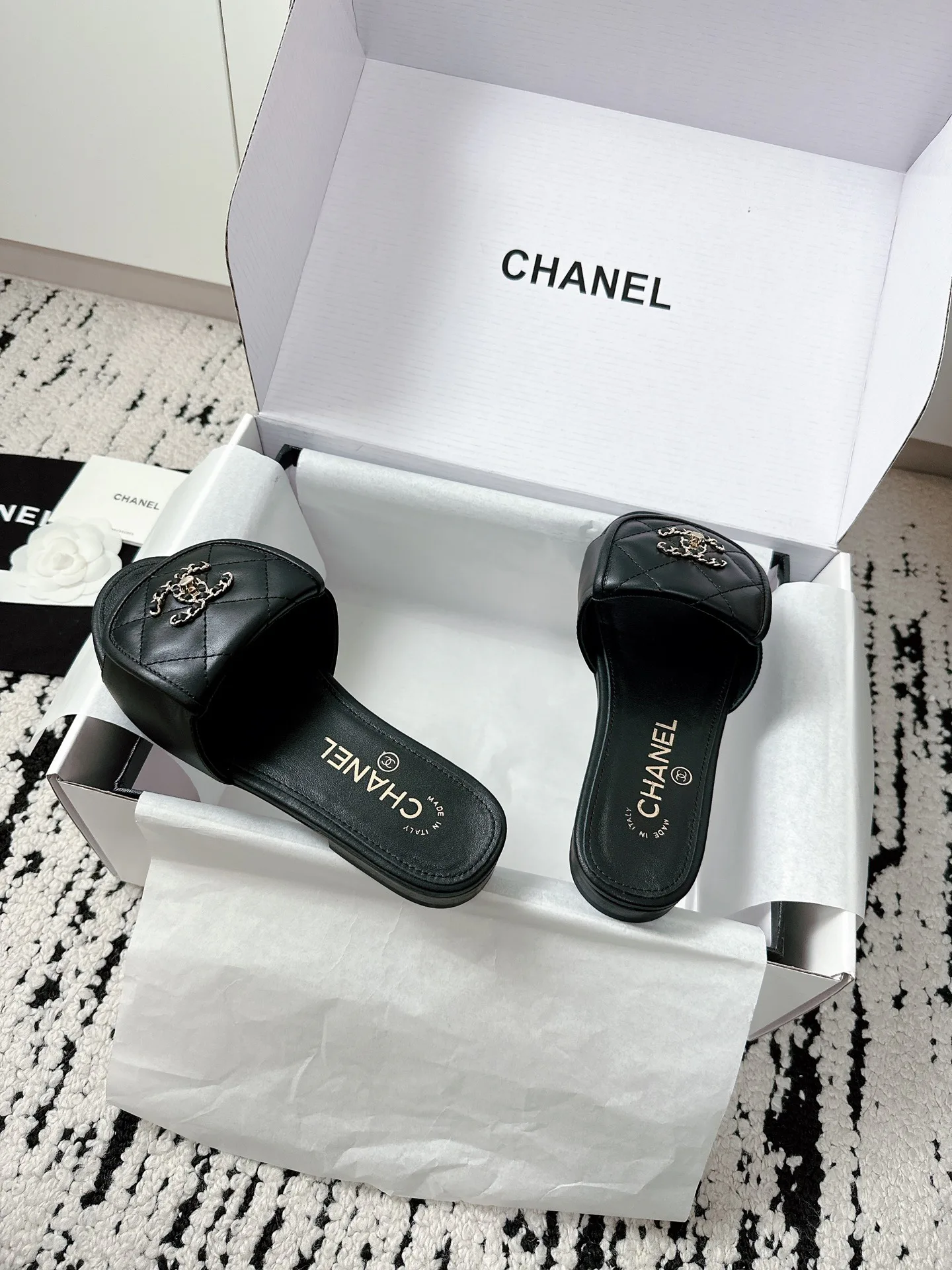 Шлепанцы Женские Chanel 11026193