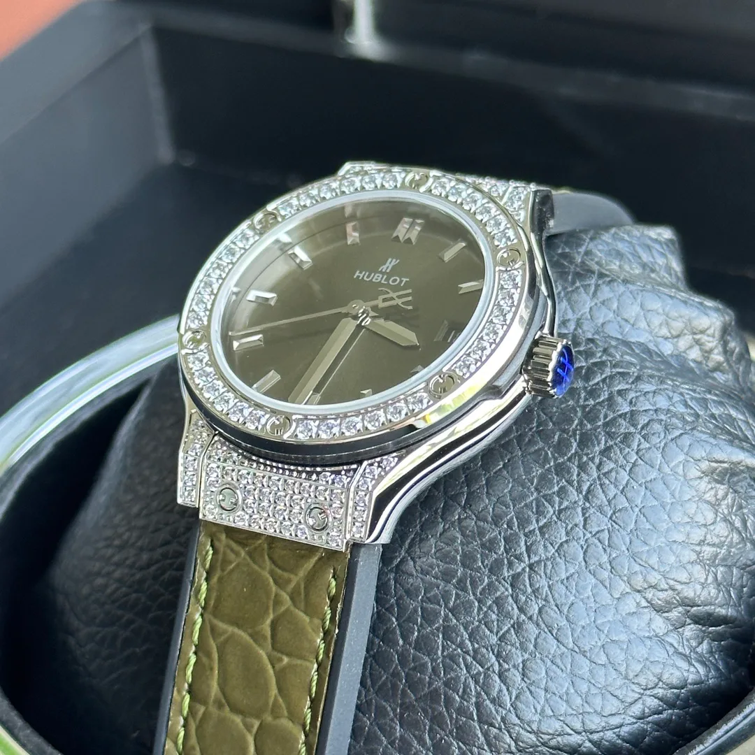 Часы Женские Hublot 17629718