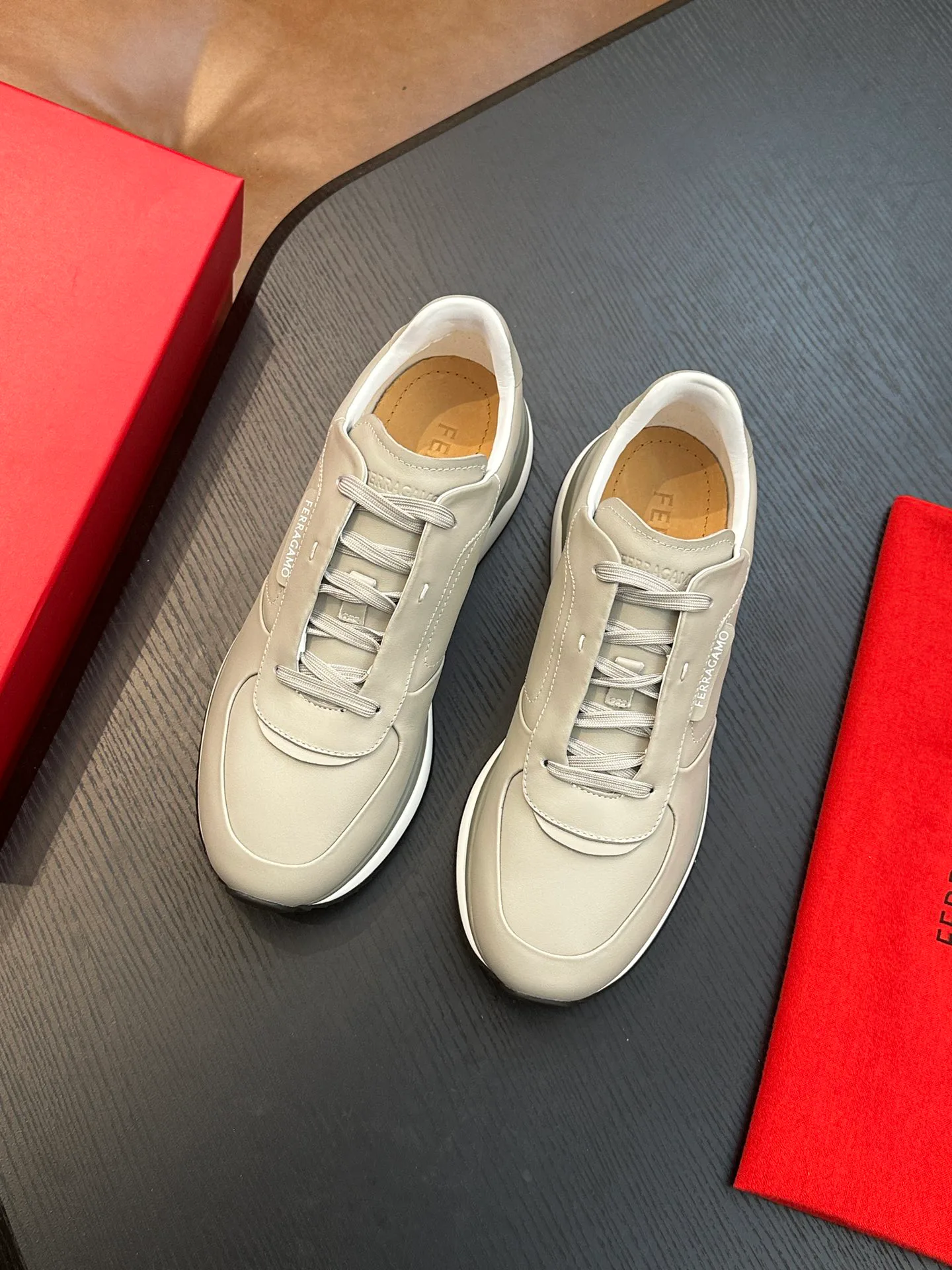 Кроссовки Мужские Salvatore Ferragamo 404986