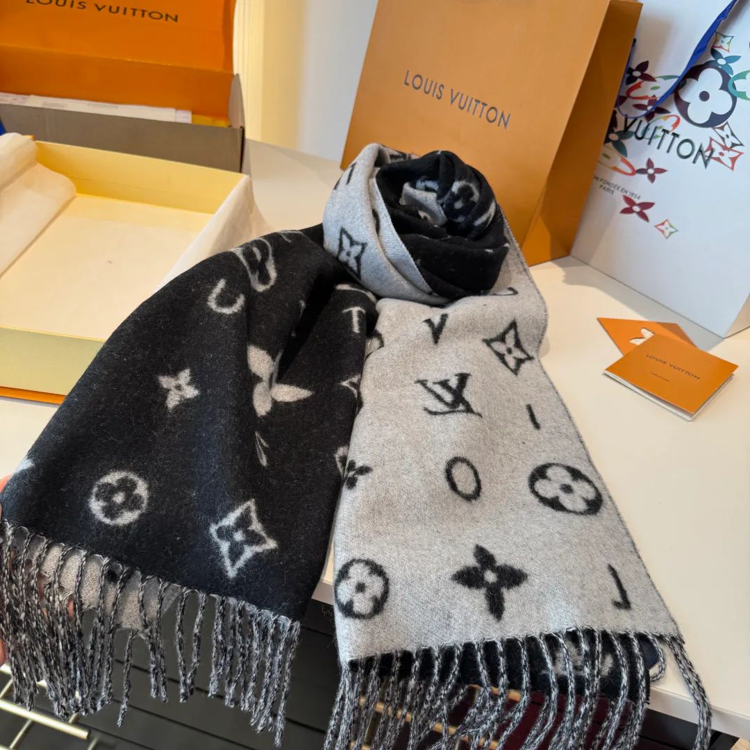 Шарфы Louis Vuitton 497639