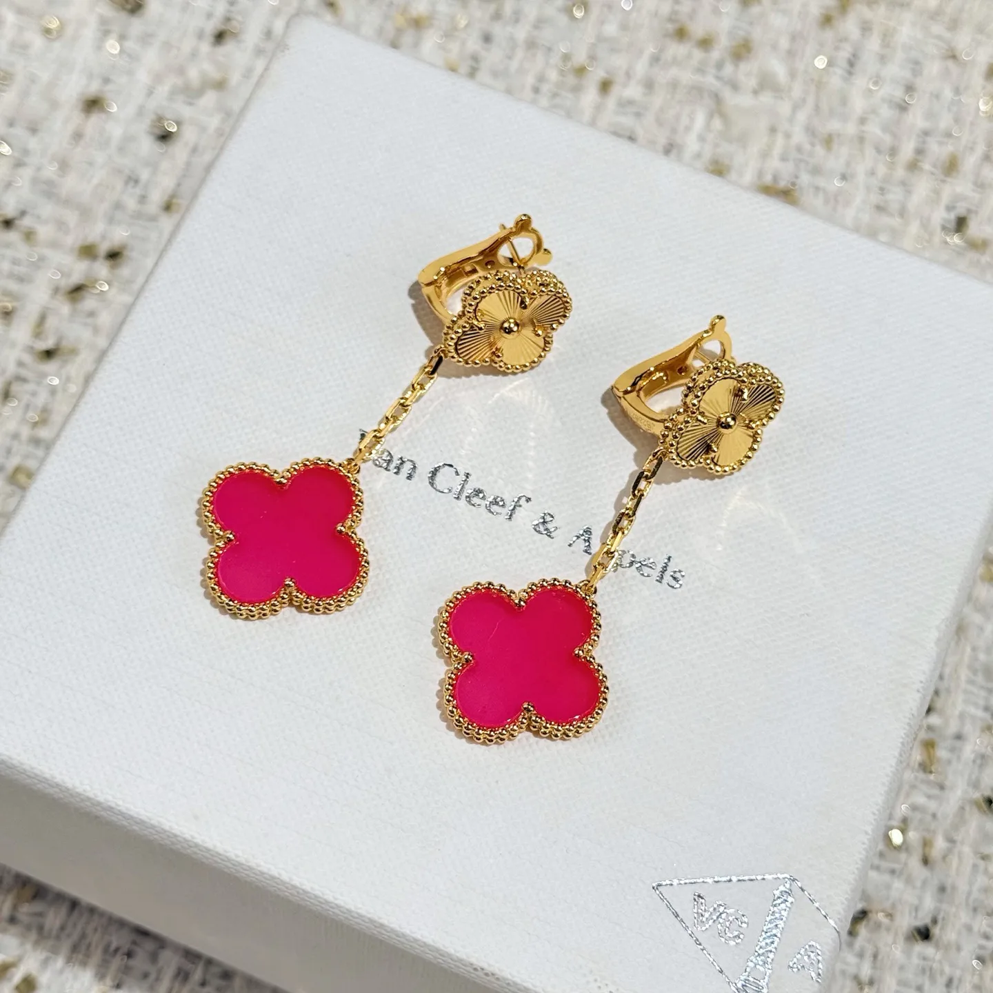Бижутерия Van Cleef & Arpels 17936957